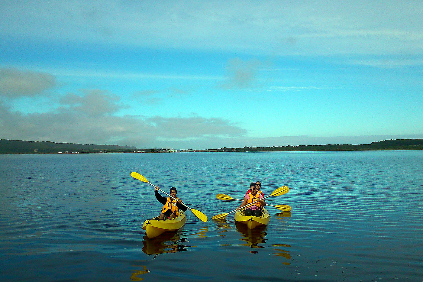 Kayak Guiado en la Isla de Chiloé - Parque Nacional Chiloé - Palafito Cucao - Patagonia Chile